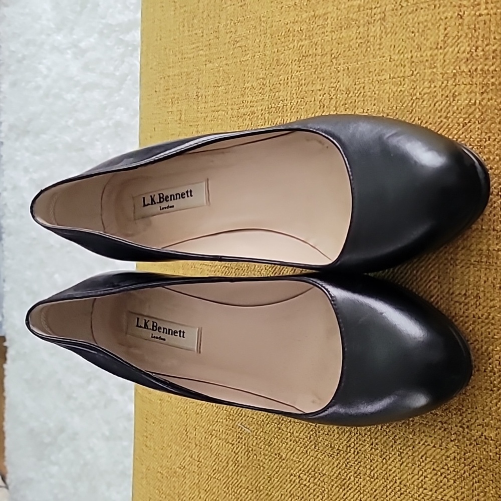L.K.Bennett pumps, 37.5 I'm European size, size 7 in US.